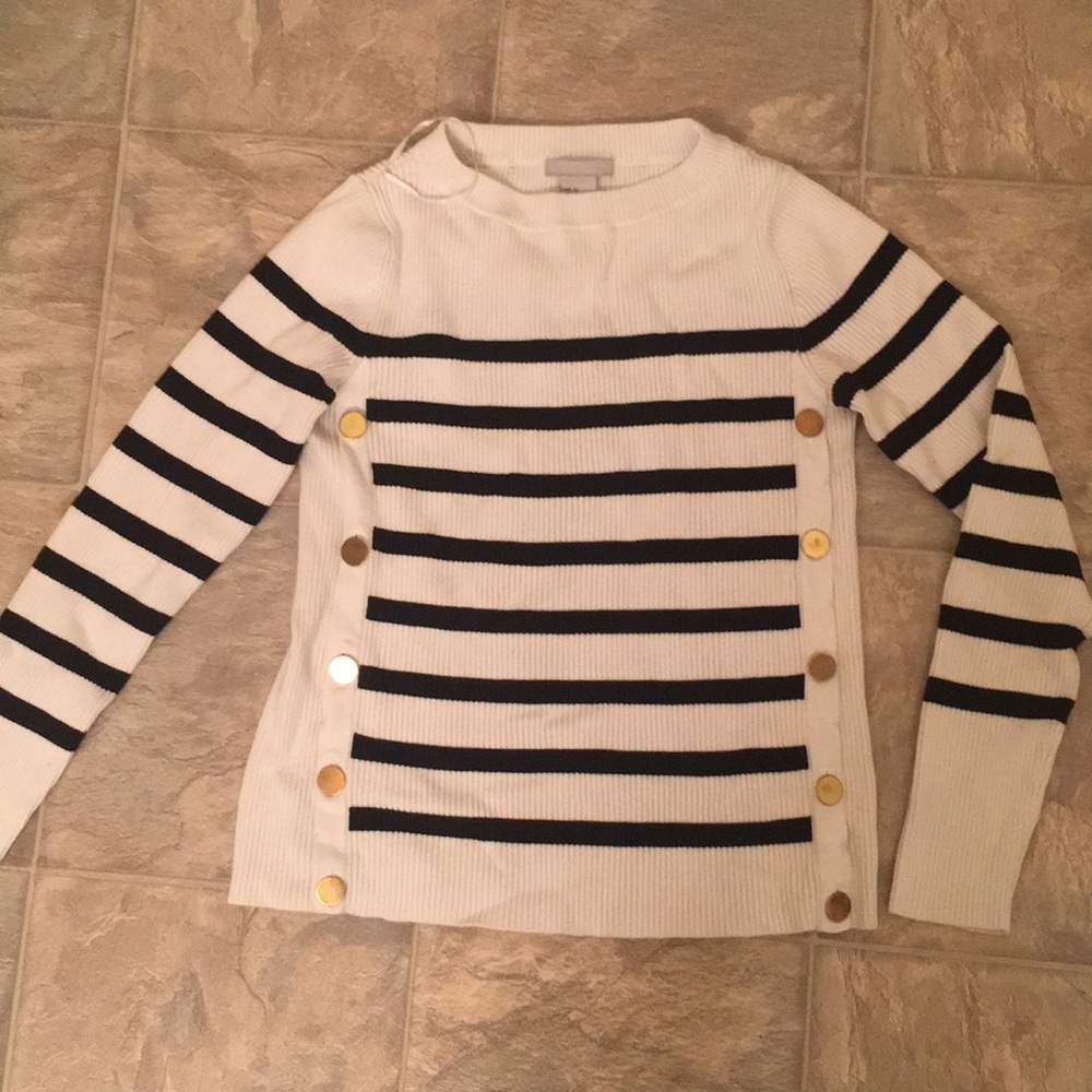 white & black H&M long sleeve
